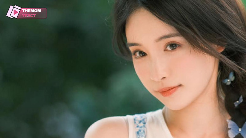 Hình ảnh Kha Dĩnh tựa nàng thơ